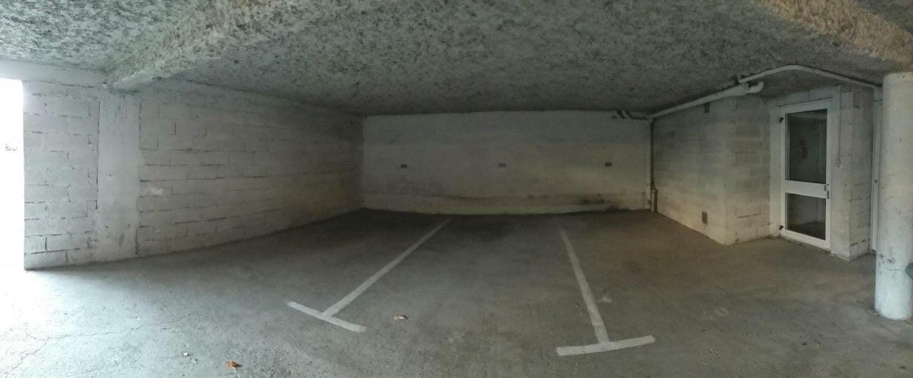 :) Grand Studio Lumineux A Toulouse Et Parking Exterior foto
